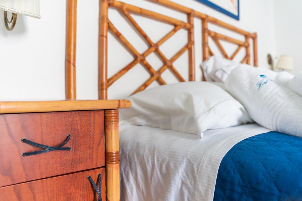 Hotel America Marina di Camerota Kültér fotó