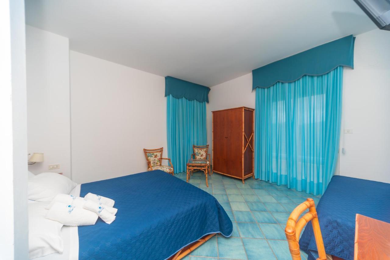 Hotel America Marina di Camerota Kültér fotó