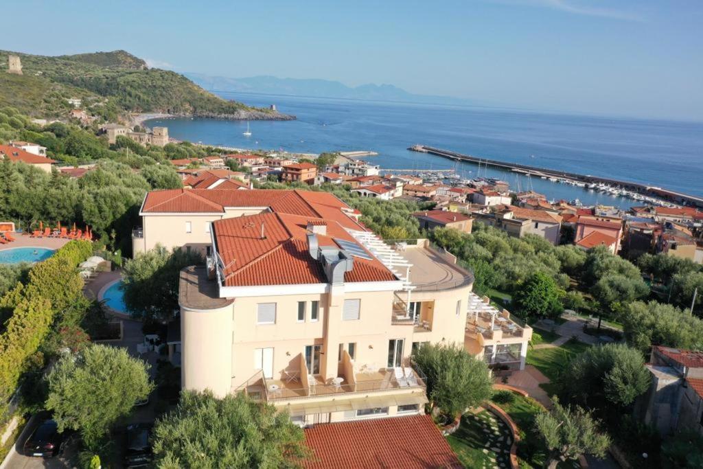 Hotel America Marina di Camerota Kültér fotó