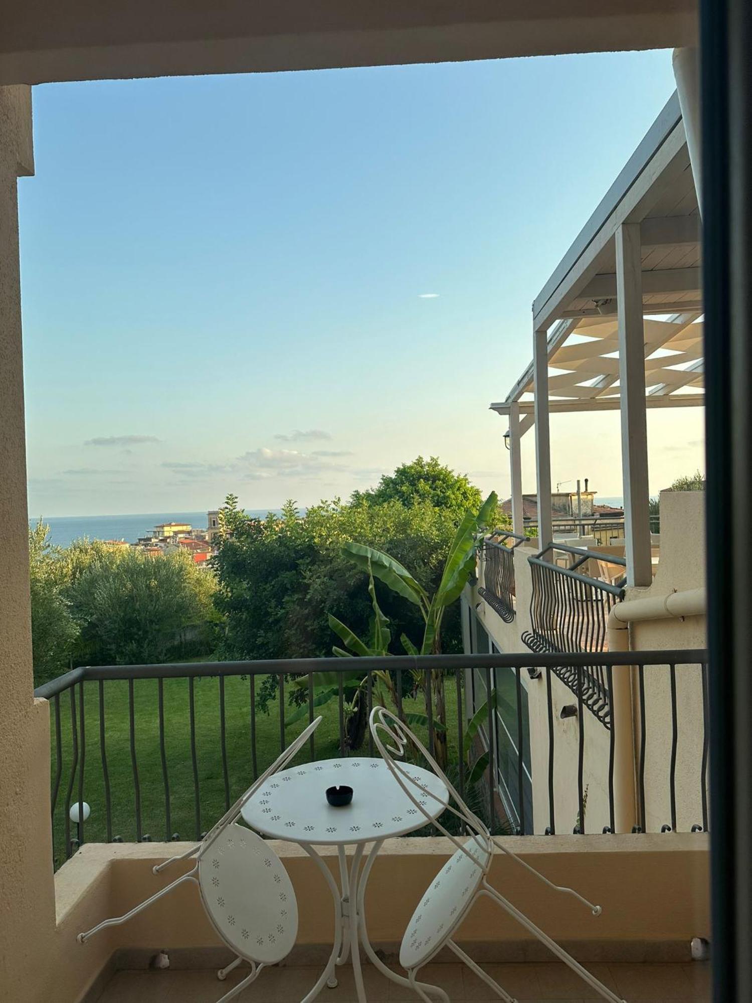 Hotel America Marina di Camerota Kültér fotó