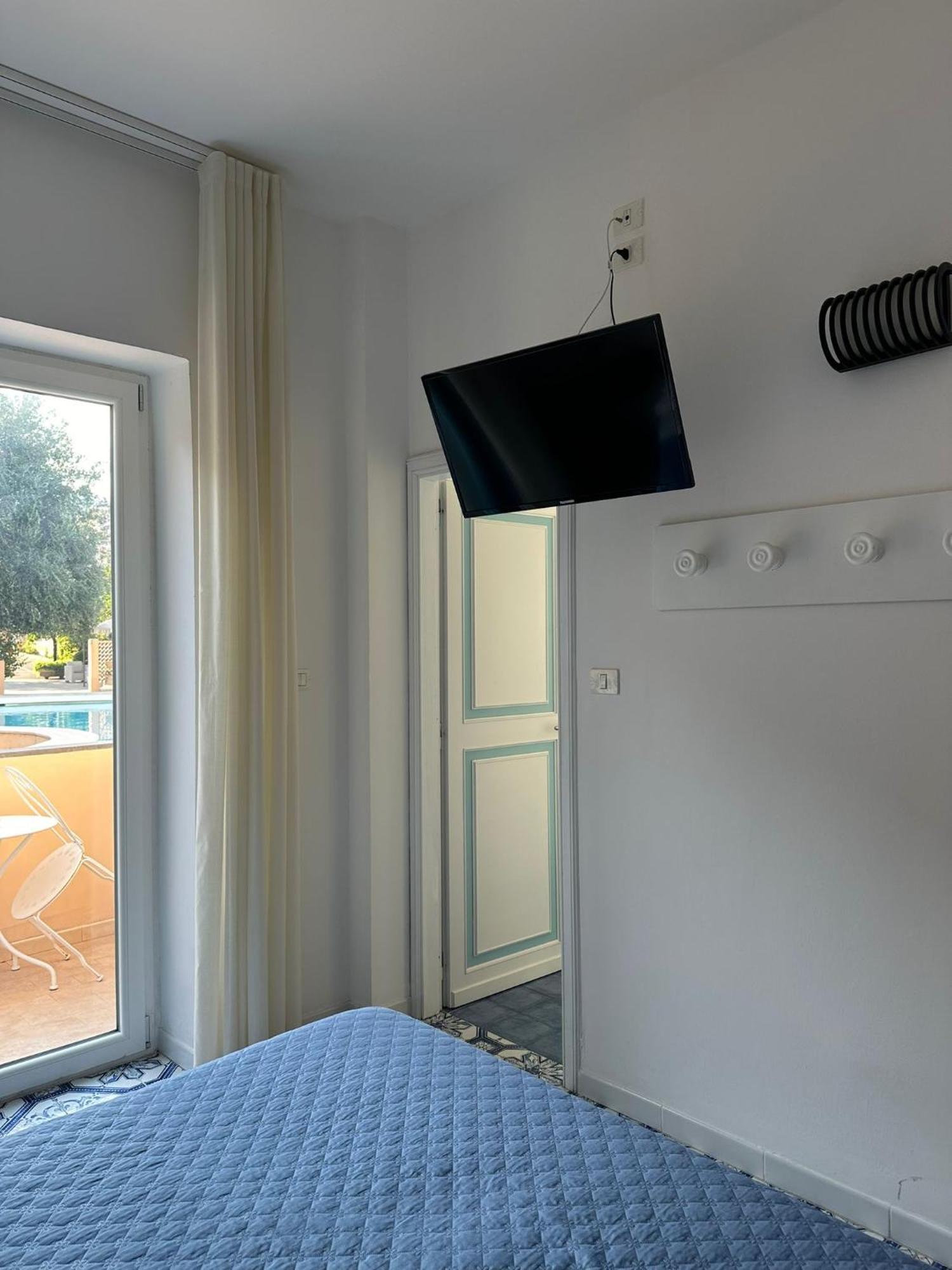Hotel America Marina di Camerota Kültér fotó